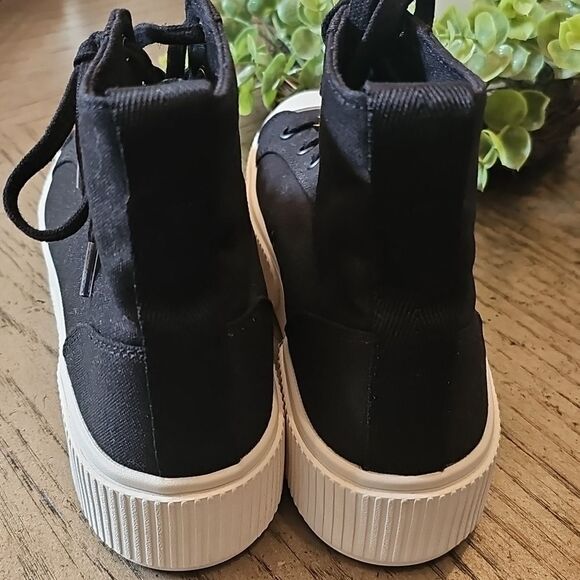 PF. Flyers black platform hightops size 7.5 NWOT - Picture 7 of 8